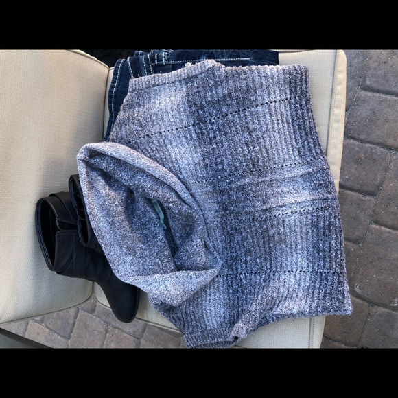 Brown and cream color ombré sweater vest - Picture 4 of 5